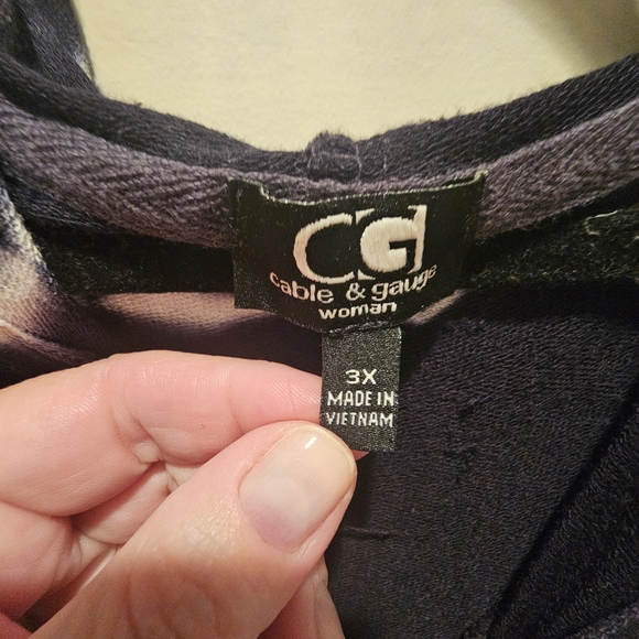 Cable & Gauge 3X Black and White Zip-Up Hoodie - Picture 5 of 6